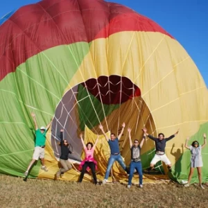 Volar en globo económico